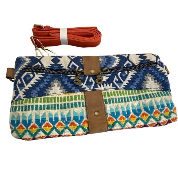 Desigual Purse | Multicolor Embroidered | Boho Festival Crossbody | EUC - Picture 1 of 10